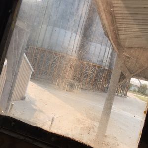 Meet your Posher, Devin